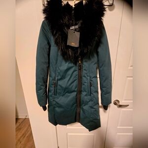 New dark green with faux fur winter jacket